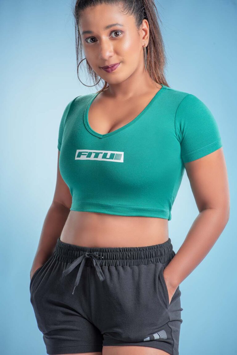 GearUp V Neck Crop Top